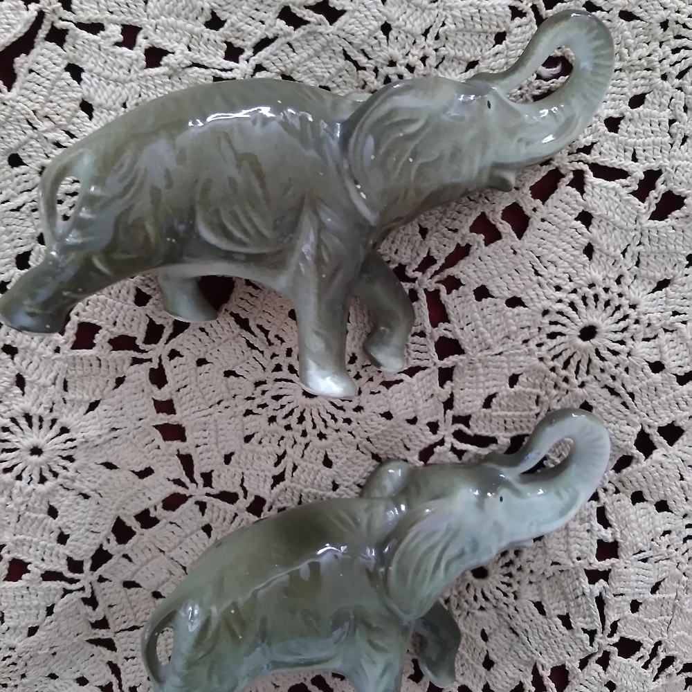 Vintage Elephants Ceramic Good Luck Trunk Up Japan